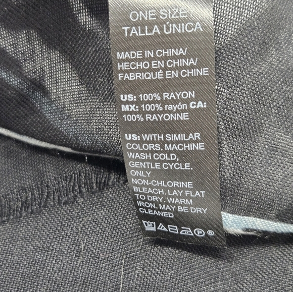 WHITE HOUSE BLACK MARKET WHBM BLACK WHITE ZEBRA PRINT LIGHTWEIGHT SCARF WOMEN OS - Picture 12 of 12